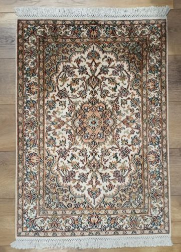 Everton 100% selyem luxus szőnyeg indiai 172 x 252 cm